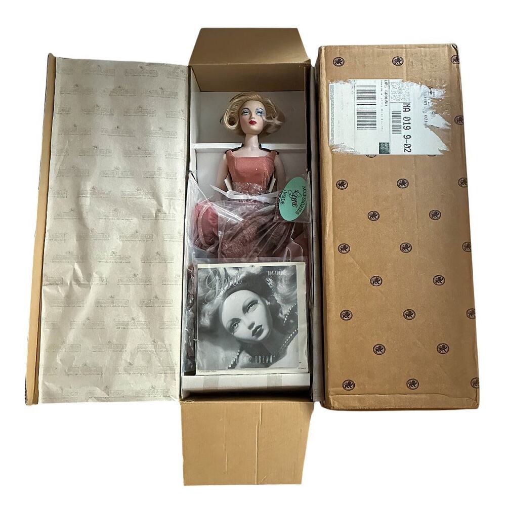 Ashton Drake Gene Marshall “Bon Voyage" Dressed Doll Star Dealer Exclusive NRFB